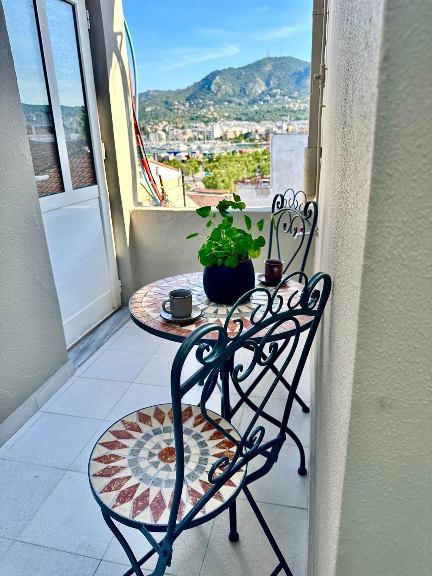 Utopia View Mytilene Exterior photo